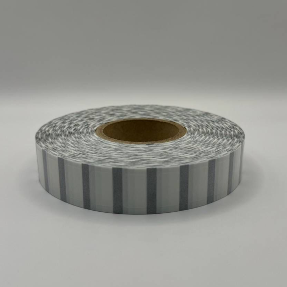 Этикетка термотрансферная полипропиленовая 15х9 мм (5000 шт, прозрачная с ч.меткой, втулка 40 мм)